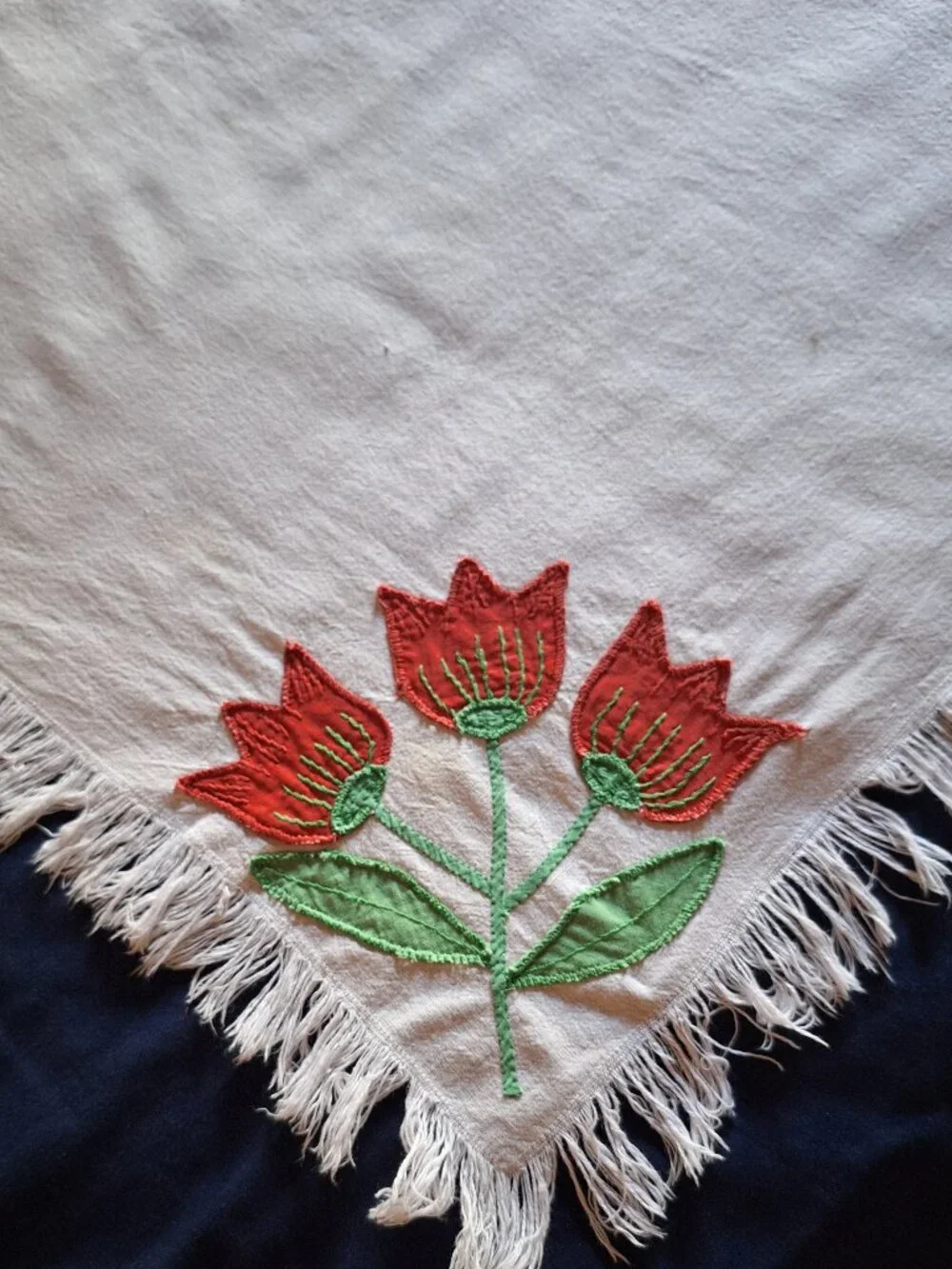 Tablecloths Luncheon/Tea Tablecloth Embrodered Colorful Tulips